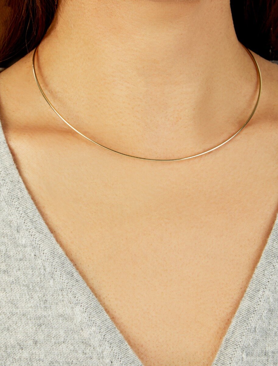 14K 1.4mm High Shine Collar Necklace, view 3