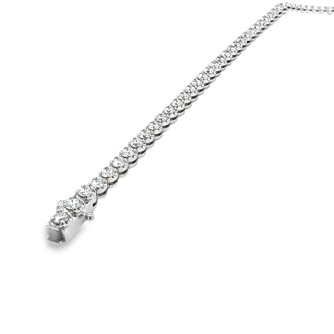 14KW tennis bracelet in Buttercup setting with 3 3/4CT diamonds, clasp view