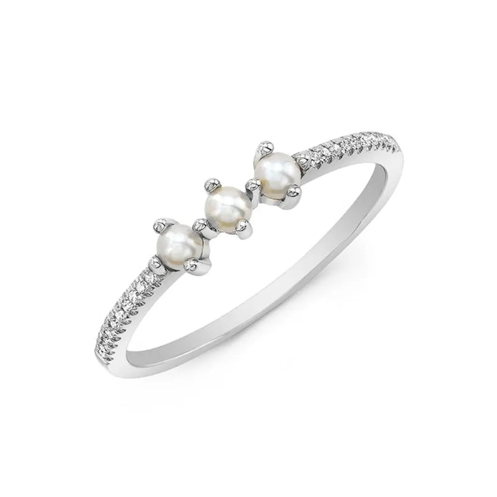 14K Three Pearl Diamond Ring